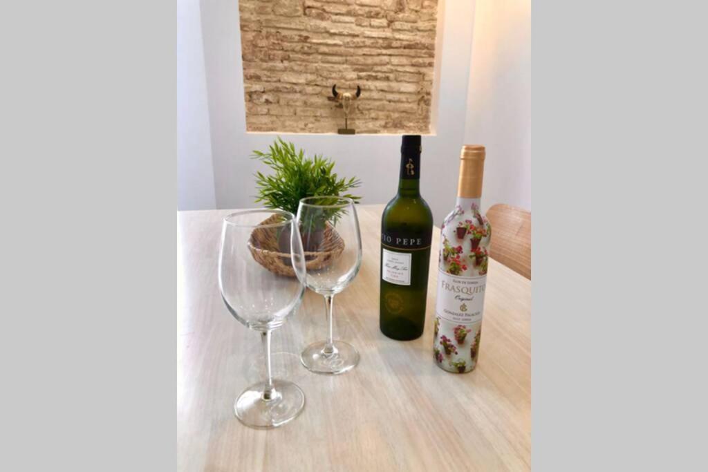 Gatu Premium Villa Libertad, Preferente Mayores De 25 Anos Y Familias Cádiz Exterior foto