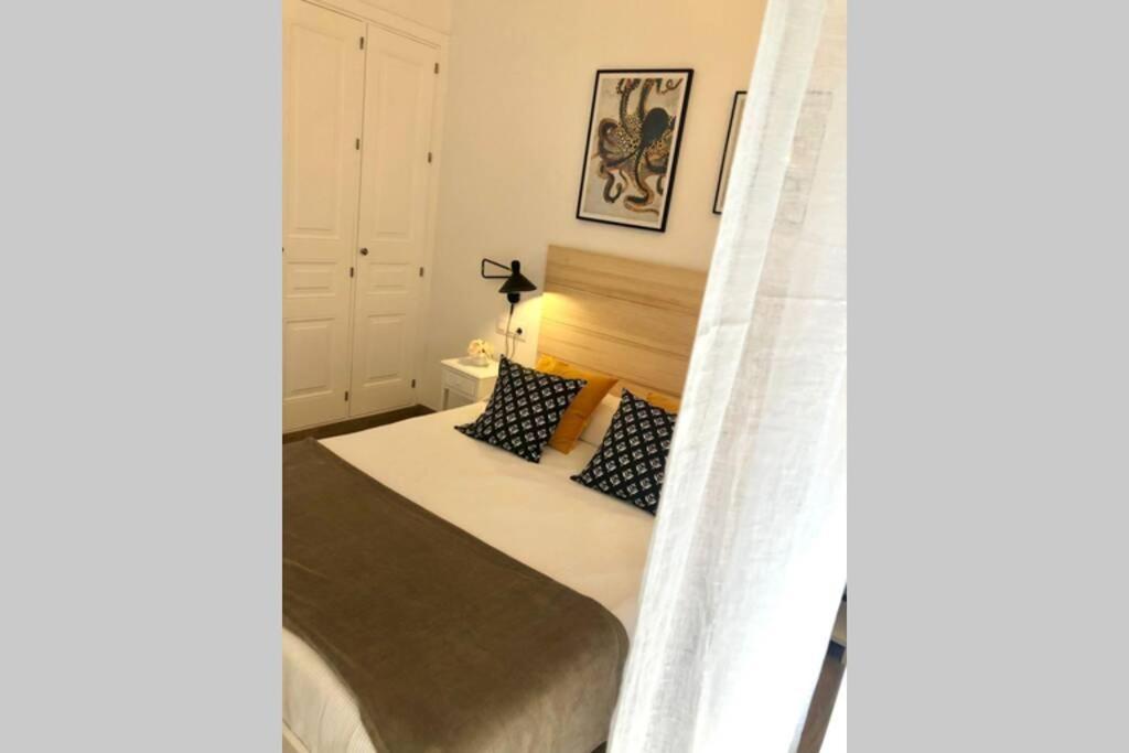 Gatu Premium Villa Libertad, Preferente Mayores De 25 Anos Y Familias Cádiz Exterior foto